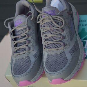 NWT Skechers Go Run Trail Altitude Ridgeback Sneakers